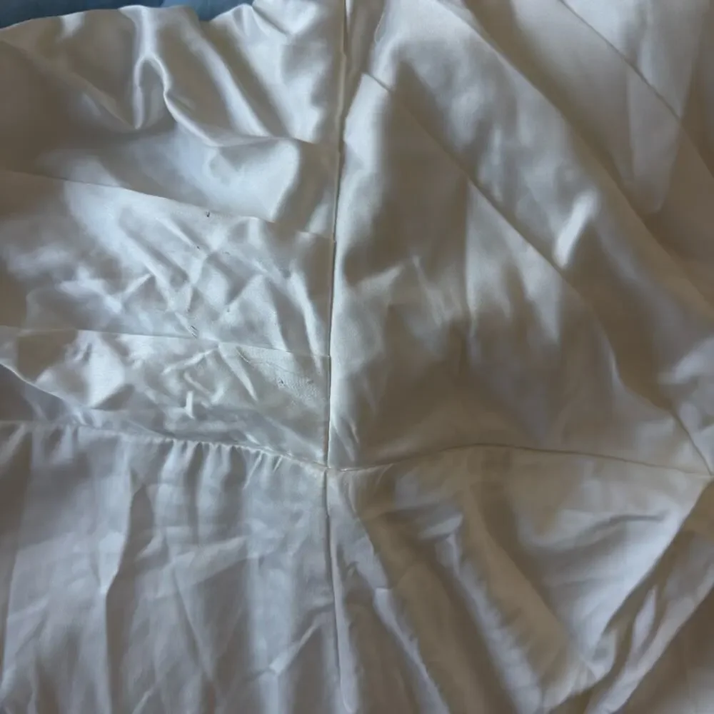 Lulu's Heide White Satin Strapless Maxi Dress size L (runs small) M